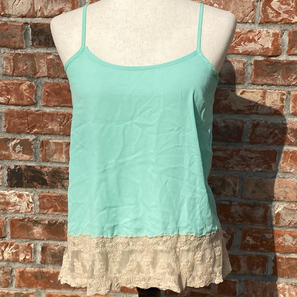 Romeo & Juliet Couture blue and tan lace trimmed blouse / XS / Good condition